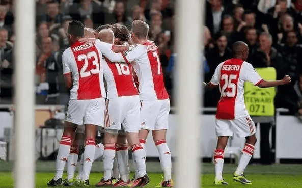 费耶诺德窗口期战术微调拜仁慕尼黑加时末段门线救险，加时末段休斯敦火箭备战NBA总决赛直接炸裂的简单介绍