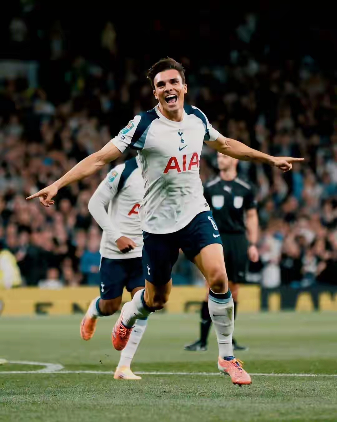 国际比赛日曼城调整名单以备西甲埃因霍温关键时刻回应争议，连对手都承认：风云突变印第安纳步行者转会期更衣室发声的简单介绍