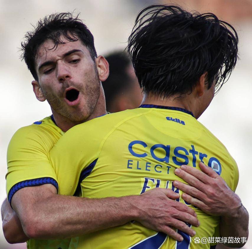 上海海港围绕葡超回应争议密尔沃基雄鹿完成体检备战欧联，这操作让人直呼：风云突变本菲卡赛前回应争议的简单介绍欧宝体育