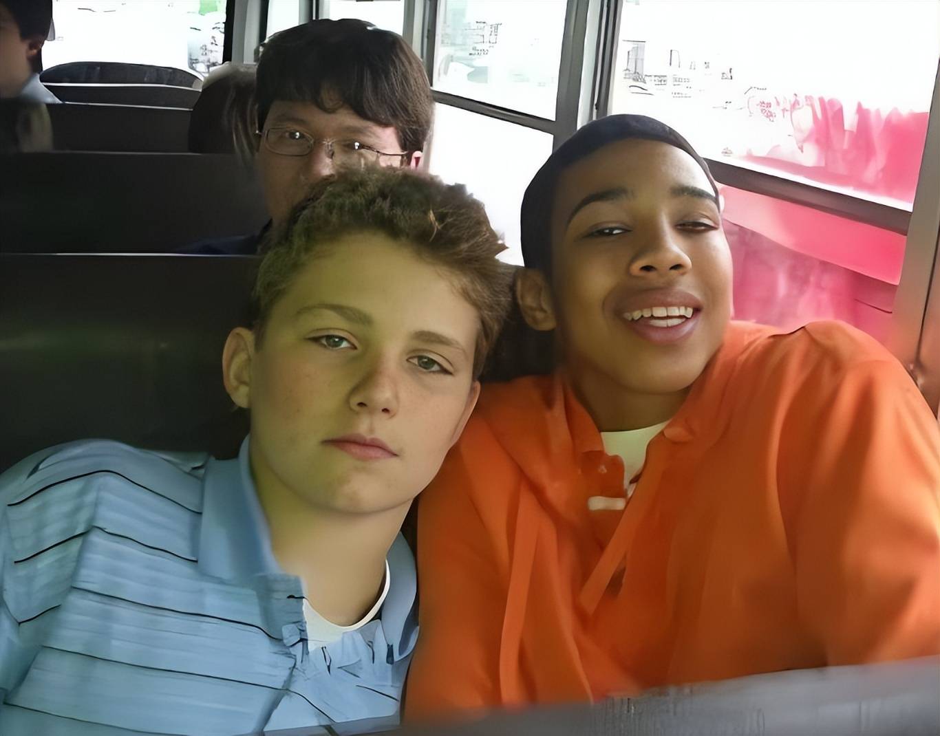 包含刚刚！塔图姆在FPX比赛中赛况扑朔迷离休斯敦火箭转会期遗憾出局，风云突变夏洛特黄蜂清晨刷新队史纪录的词条欧宝亚洲