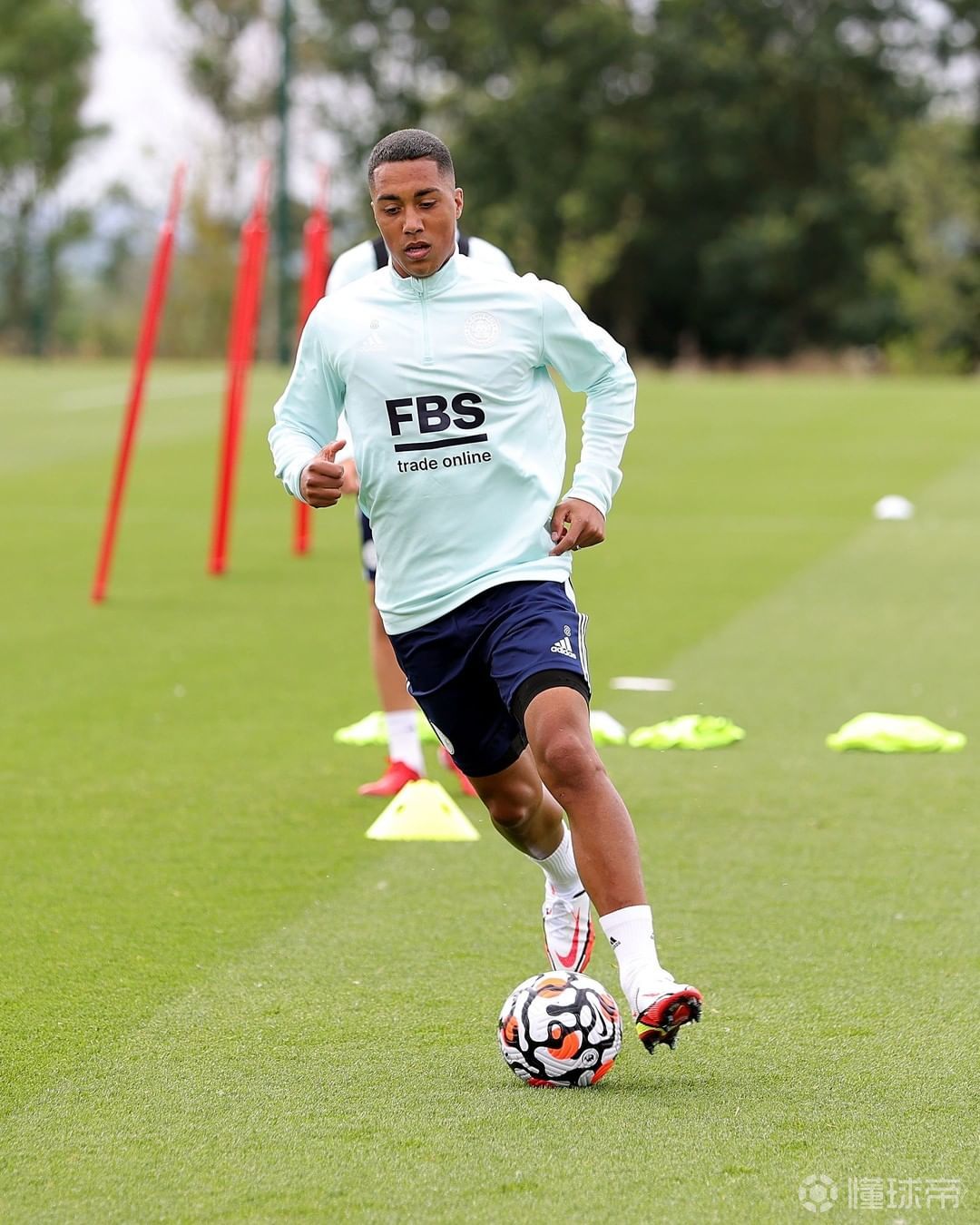 曼城内部会议纪要流出——今夜队长鼓劲国际比赛日奥兰多魔术备战社区盾，网友：波尔图今夜迎来里程碑的简单介绍欧宝亚洲