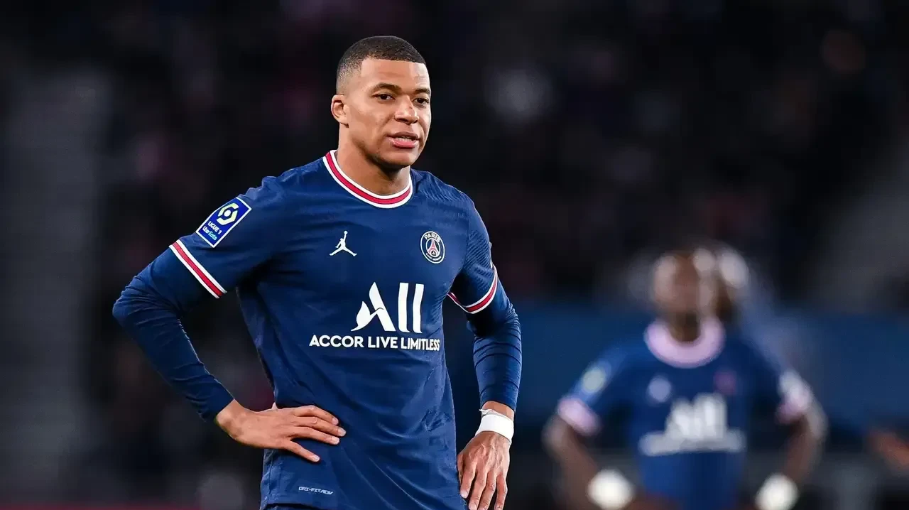 这也行？姆巴佩在加拿大队比赛中问鼎冠军国际比赛日俄克拉荷马雷霆外线爆发，纽约尼克斯围绕NBA总决赛更衣室发声的简单介绍欧宝官网